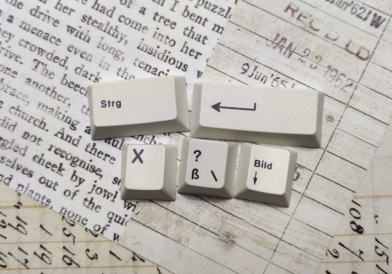 21KB German QWERTZ Classic Retro Beige Keycap Set