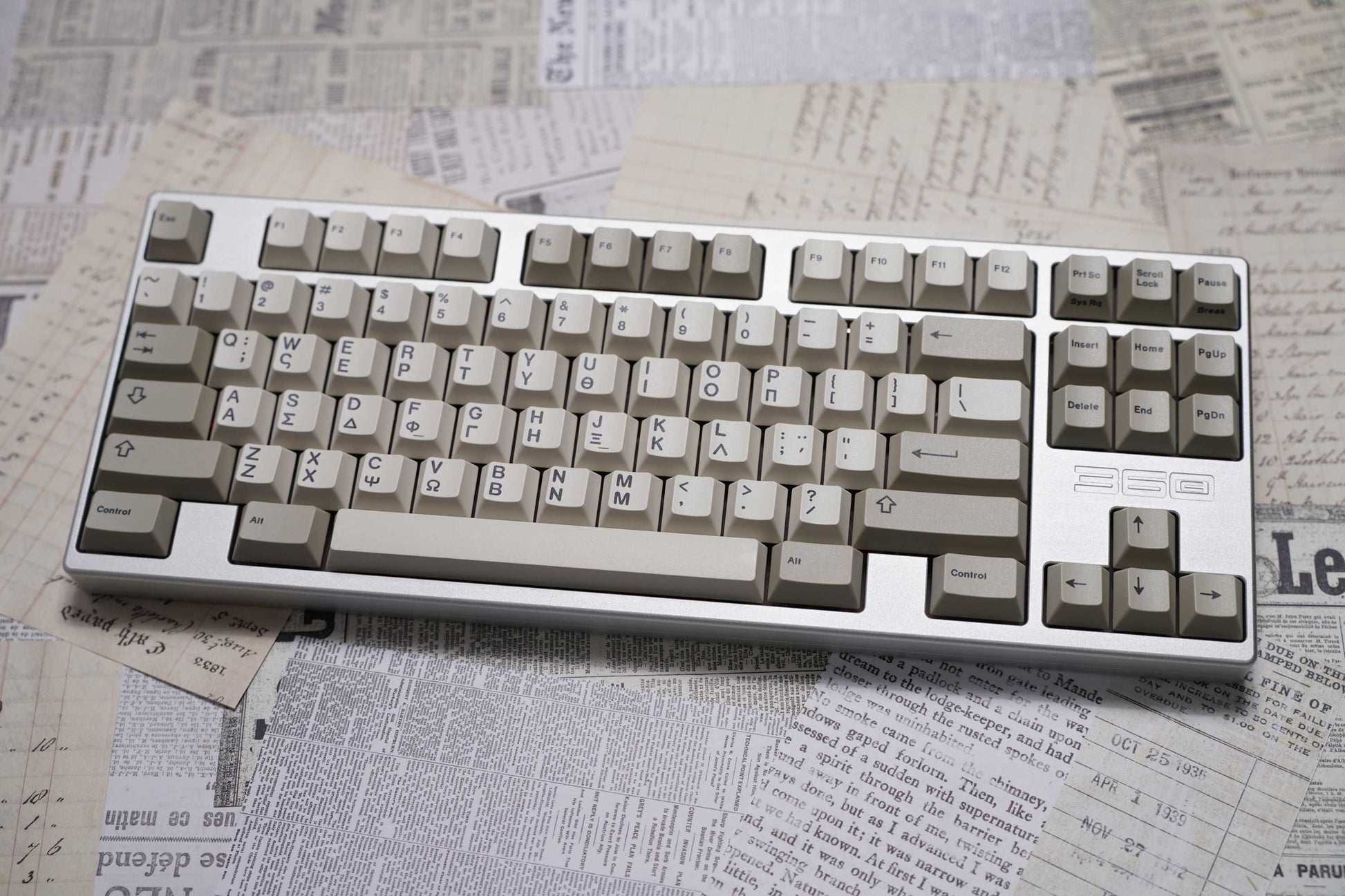 21KB Greek Olivetti Classic Retro Beige Keycap Set