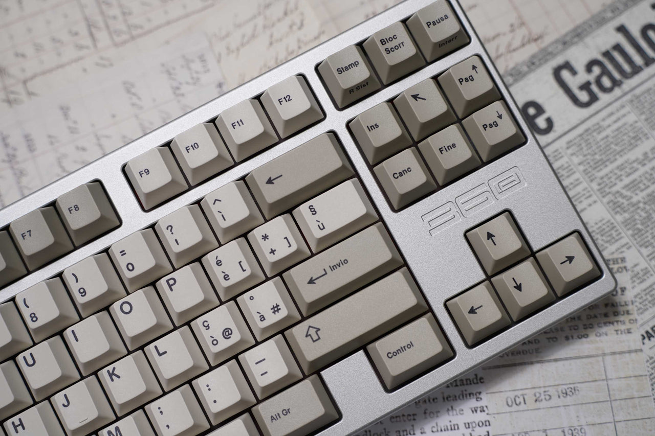 21KB Italian Classic Retro Beige Keycap Set