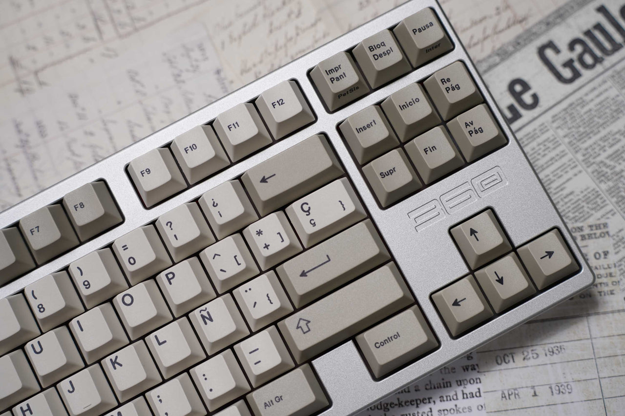 21KB Spanish Classic Retro Beige Keycap Set